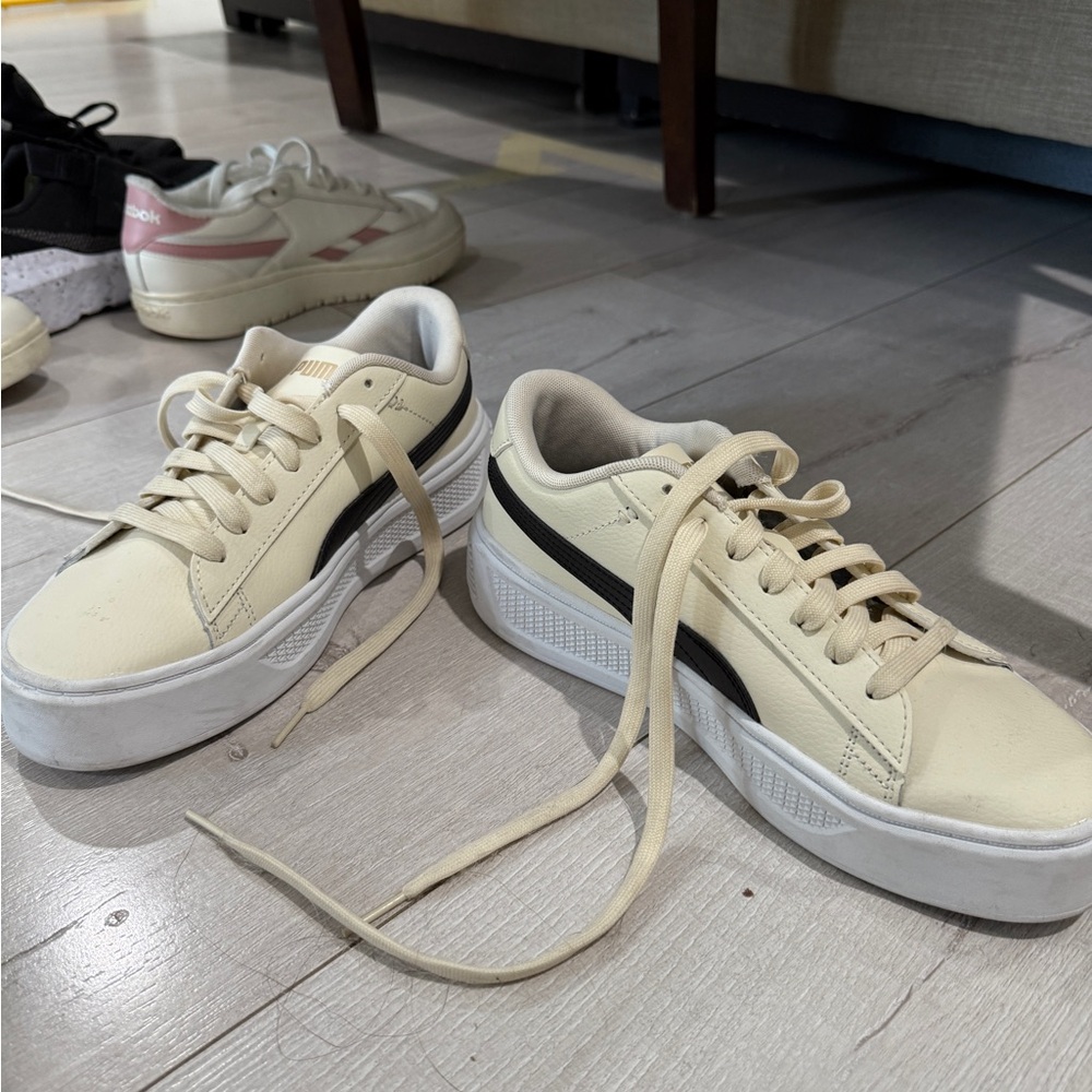 Puma Cream and Black Chunky Sole Sneakers